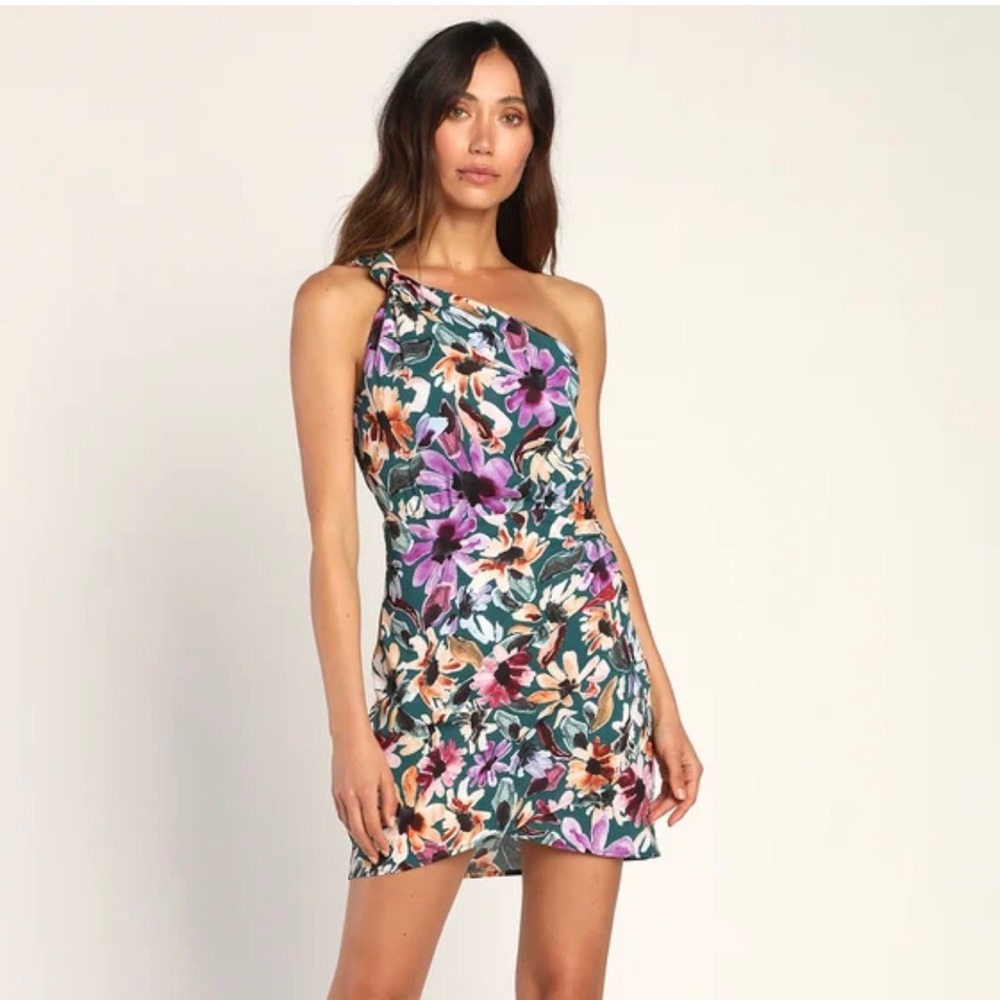 Lulu’s Floral Dress